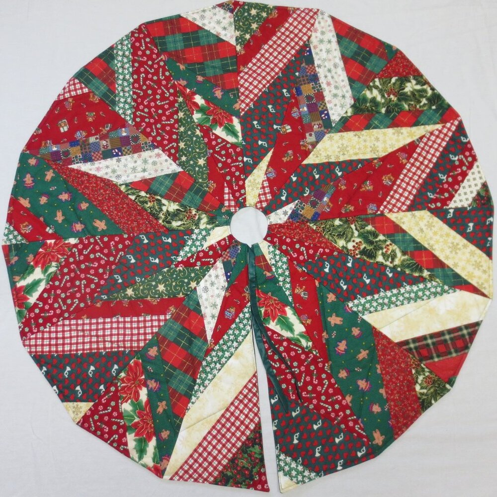 Handmade Quilted Christmas Tree Skirt 41" Star Patchwork Nostalgic Heirloom